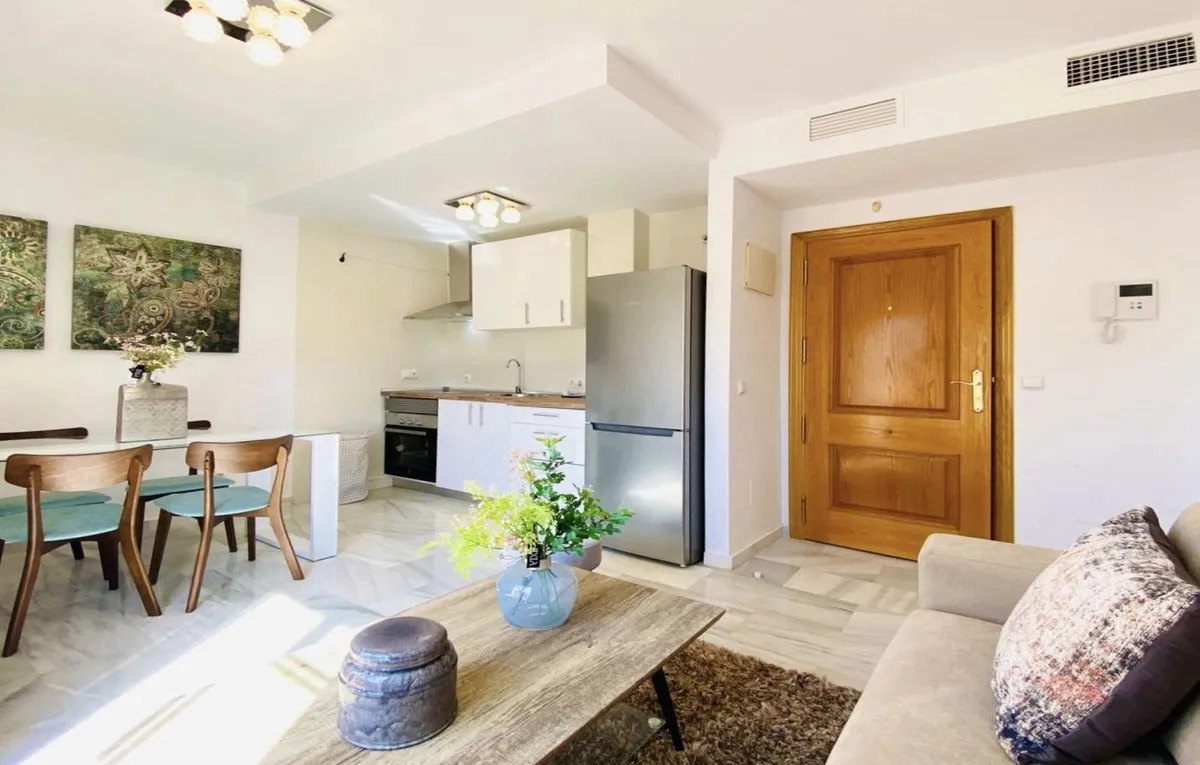 9f906247-0397-4e3f-875f-a81df09d23c8