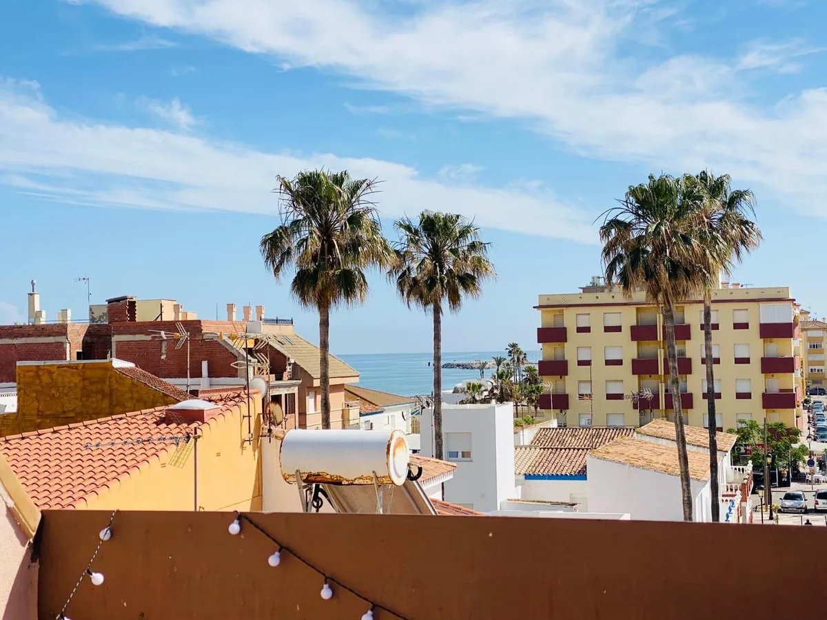 f4c7be7e-c67d-4f37-bcaa-4f45ec61dc0a