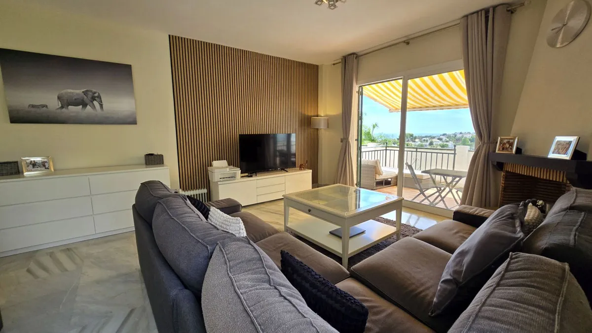 6f817b31-5d35-403b-9afb-c031c41352a8