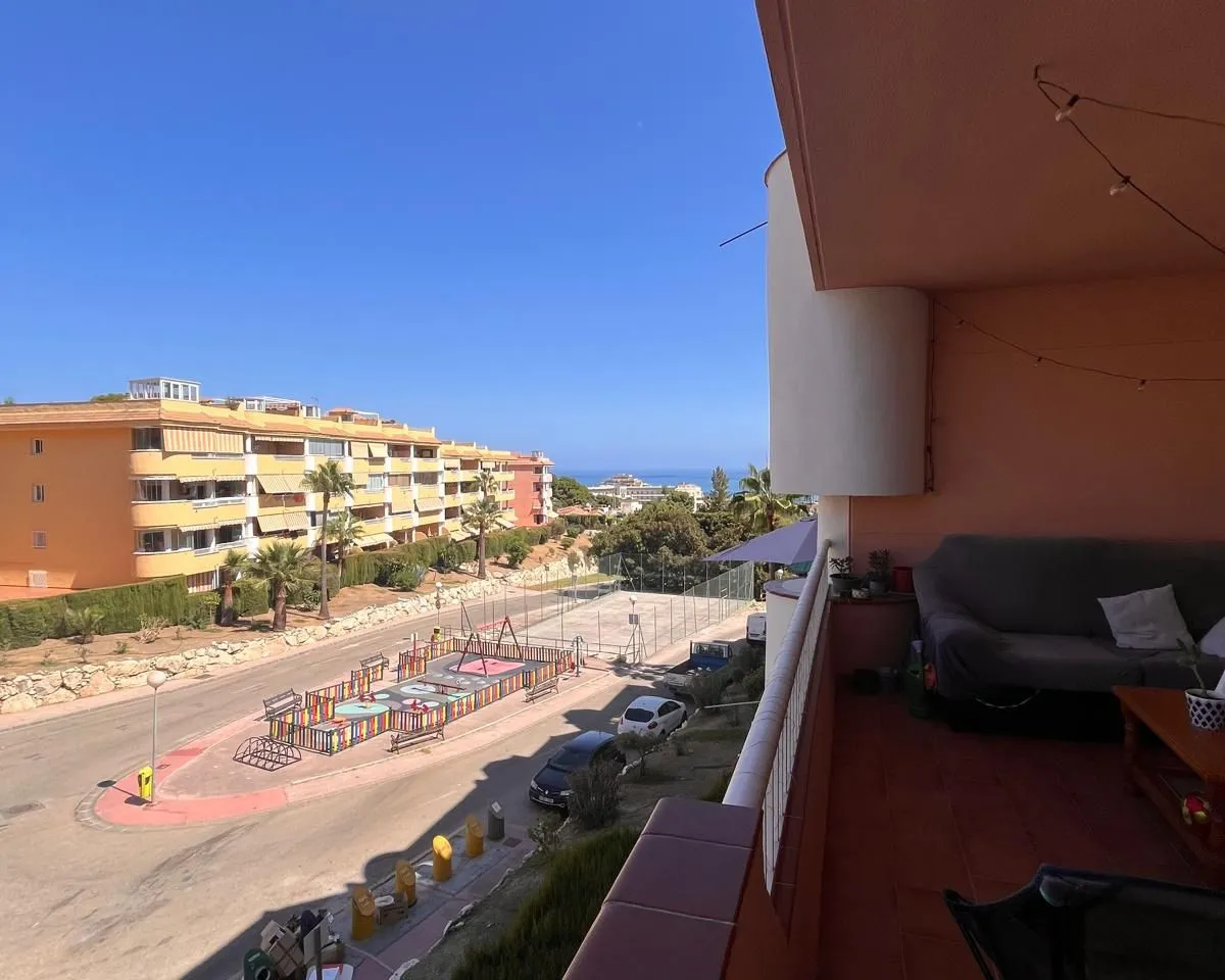 e722555f-d4eb-49e1-9527-224c9f392bf2