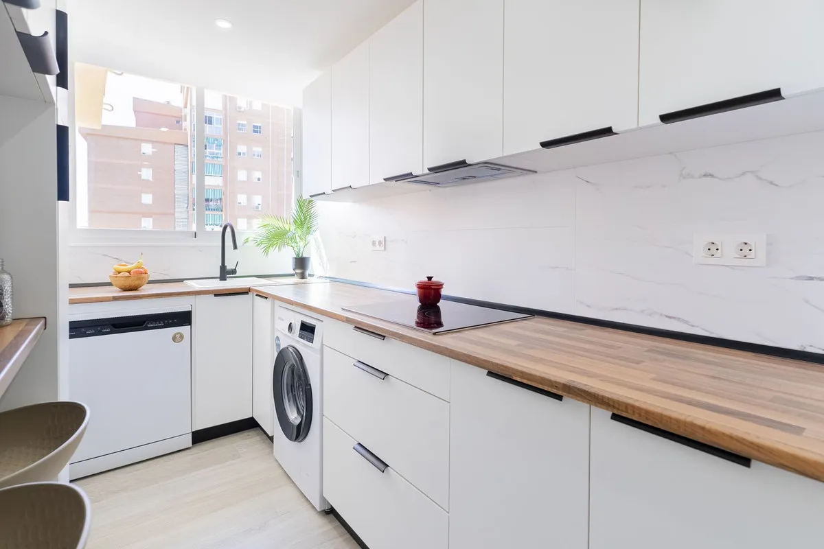 03ac72e0-7ddc-4c69-95ff-36b98b894627