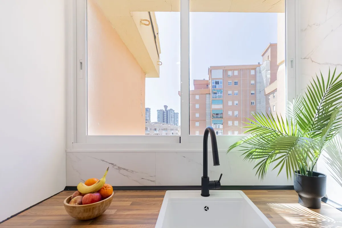 4c9eaed1-eaf7-4b07-9250-edd88aca9152