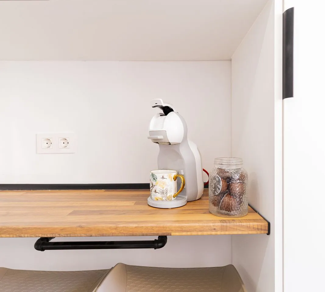 54dd8460-6fbf-4065-bde9-8403a22835a0