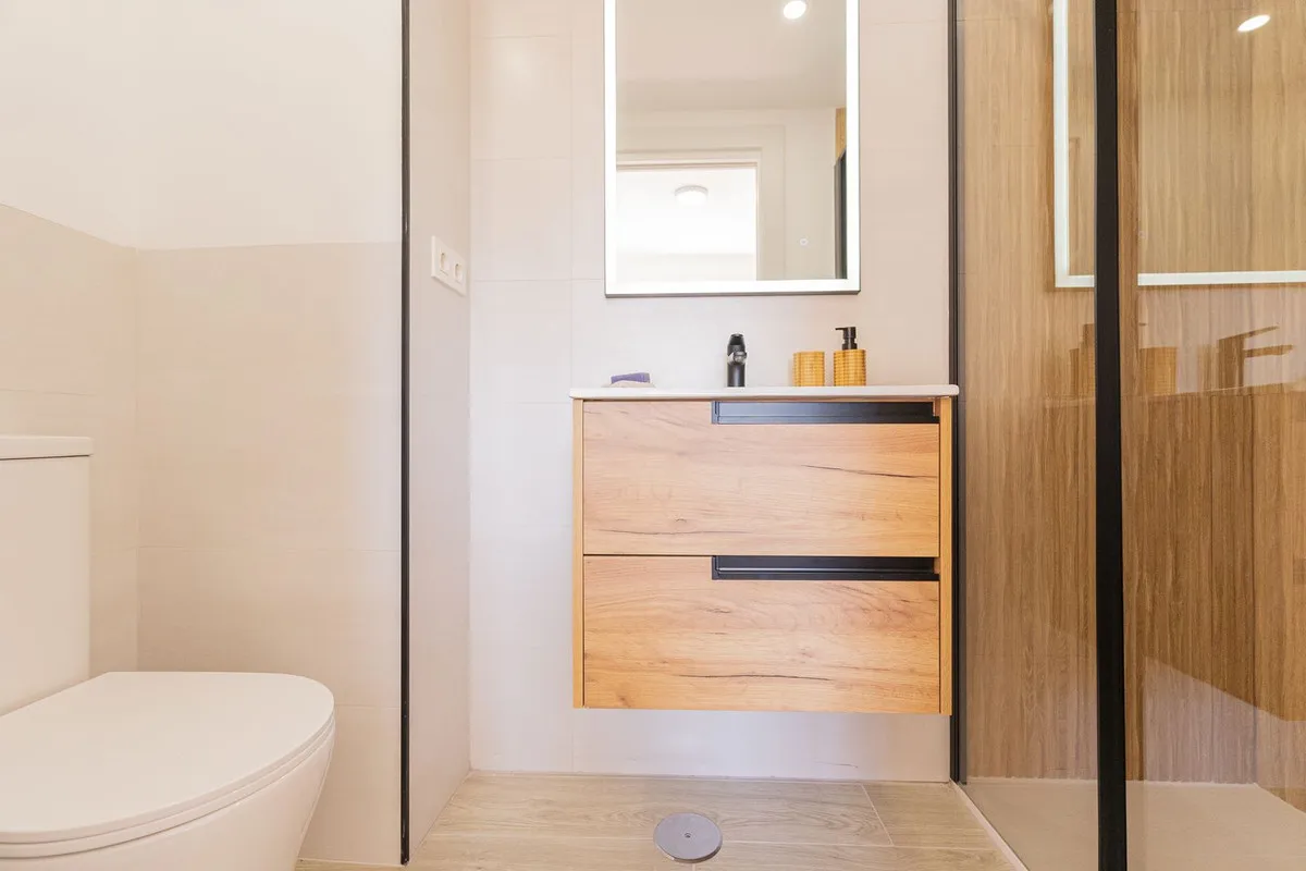 5ae30369-4567-4967-8bb2-98232c89772e