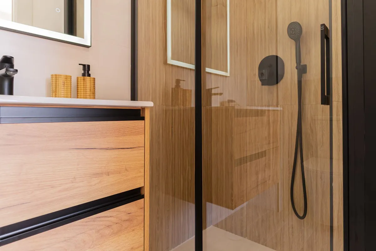 d561ac8a-9680-4e2c-be77-644ac2f3e049