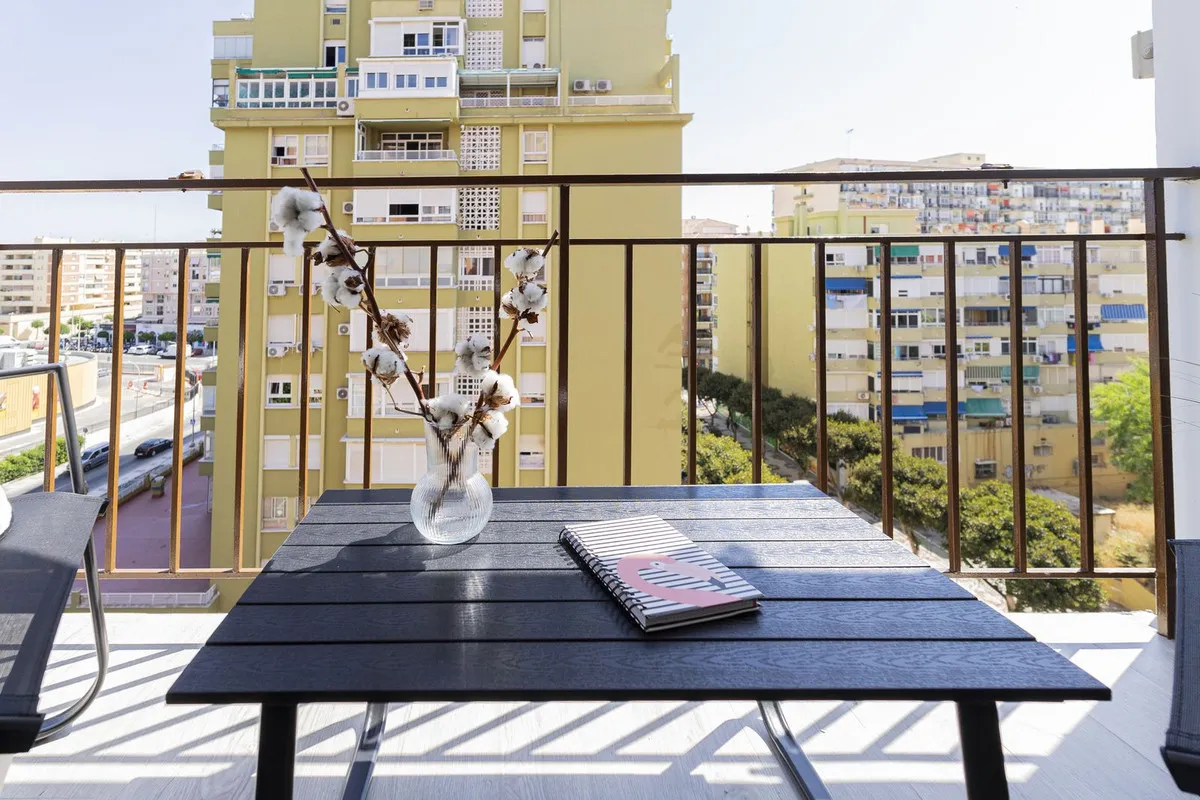 d8cdffa7-61e0-4e69-9c2a-146d86ccefa0