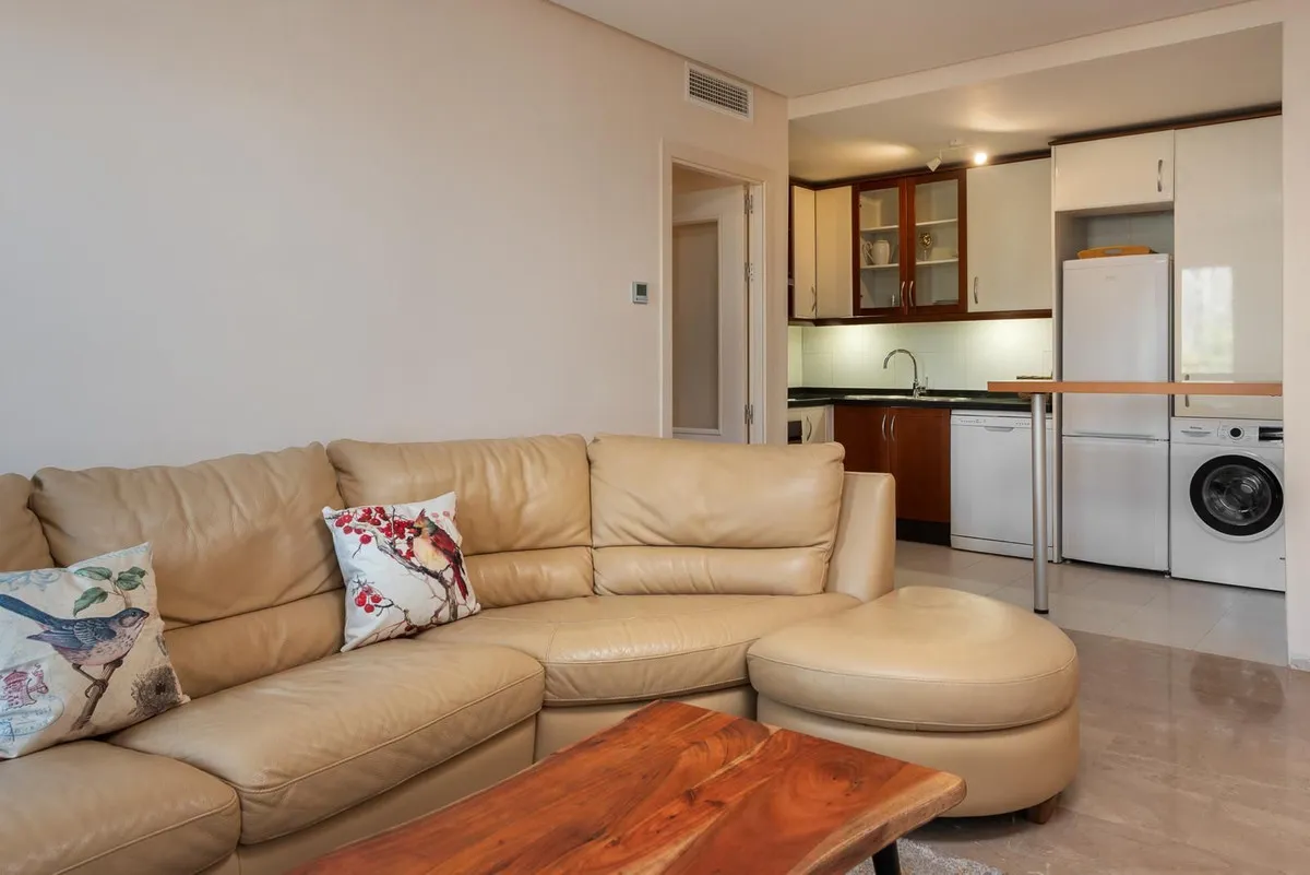 cae35dcb-28cc-4c43-9254-428ee9517bc6