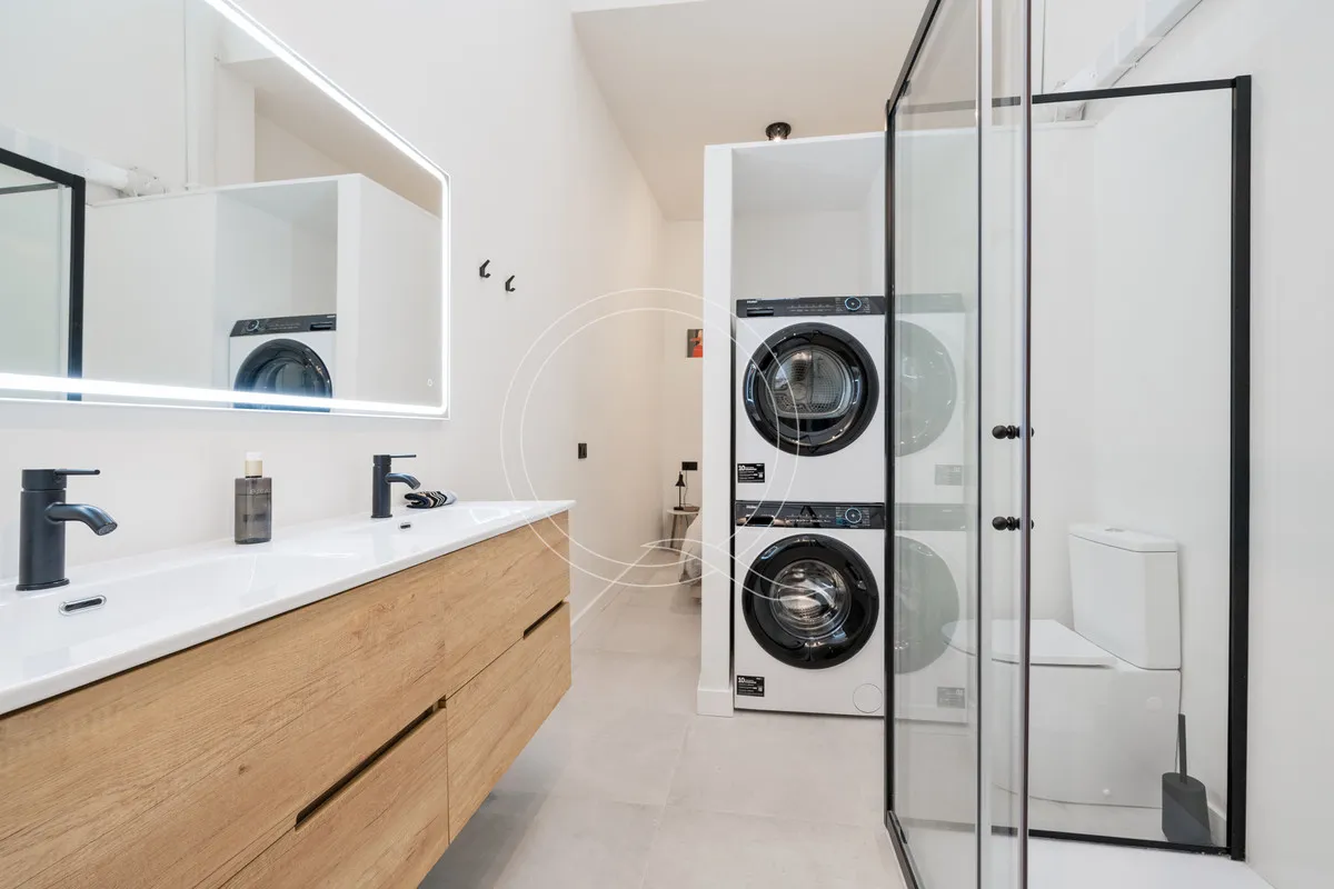 2e24506e-4066-450e-bb7f-af62c6de333f