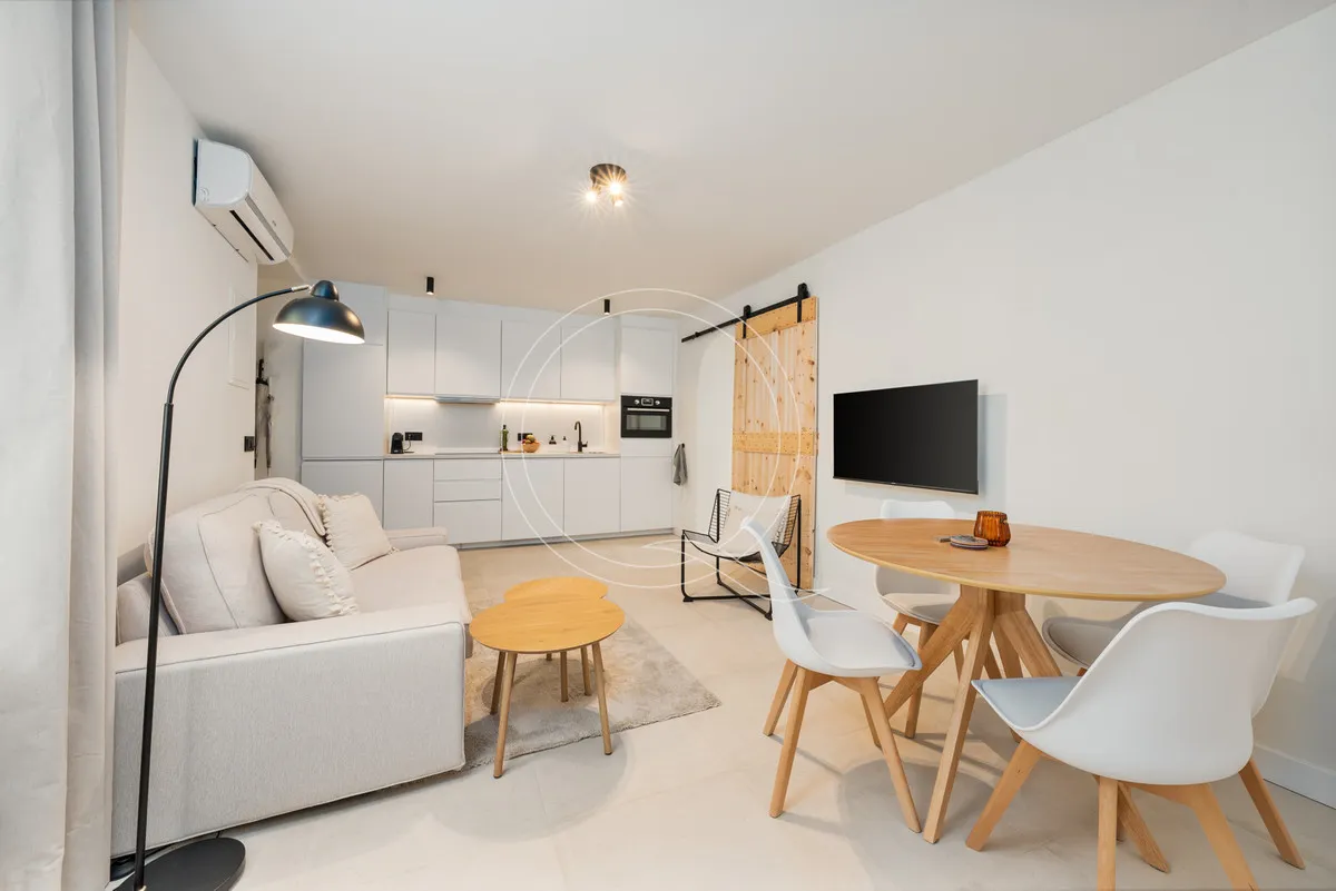 eaa8f72b-70b0-4b5d-b3e7-94a815cb3f08