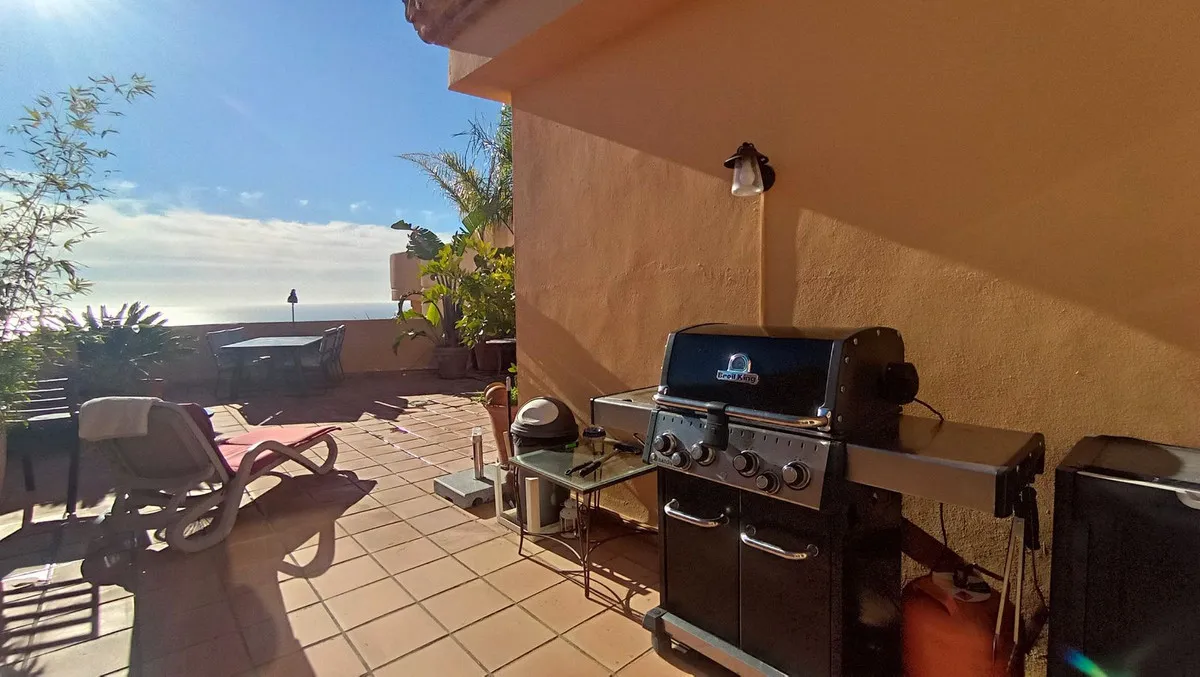 ae9f99b1-6ece-4bbb-bf20-6ac4c26d77d7