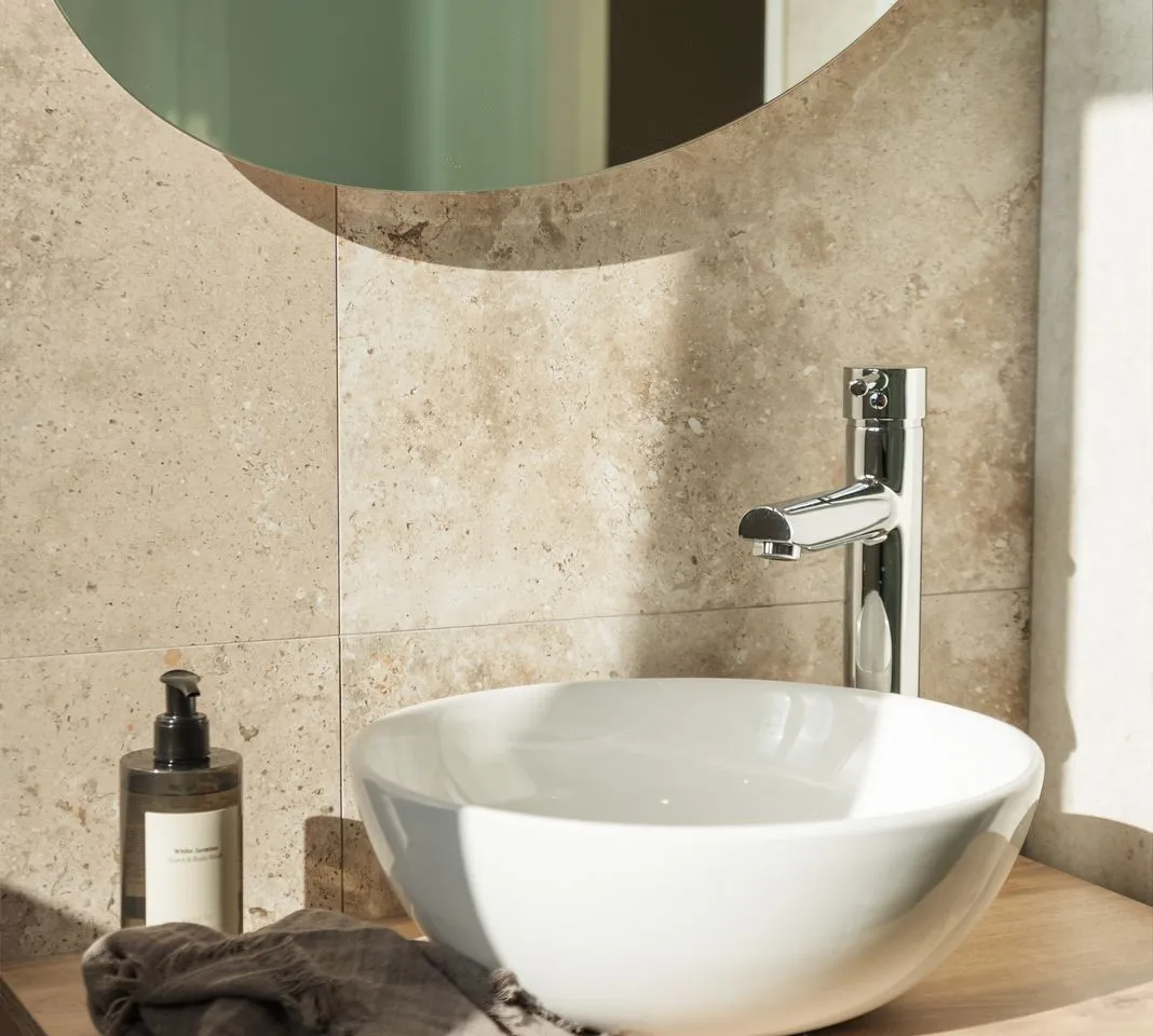 774d3b0b-d053-4eb8-b7d0-b5327ce6d68c