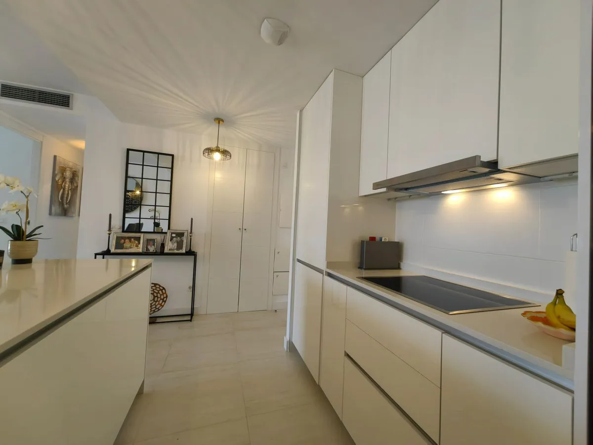 02b9baf1-5eb3-41bb-af6d-ff4cb76c551b