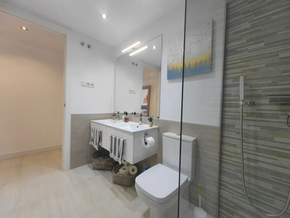 070fae0c-1896-40b4-81f2-07eaf438c327