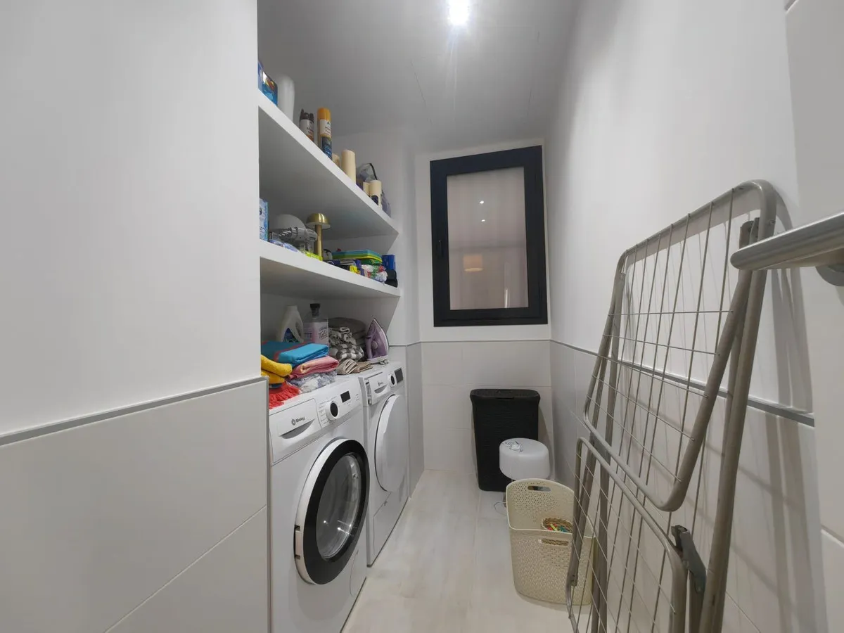 68400b5d-3753-47e1-a5f5-812055e81c0a