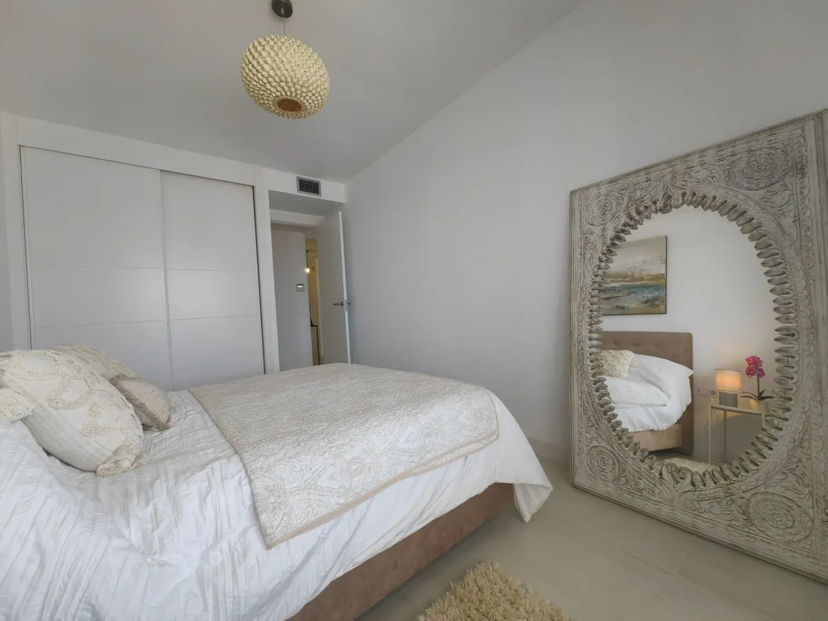 d18f2f10-a876-427e-bc0b-7dff6b8cf2e1