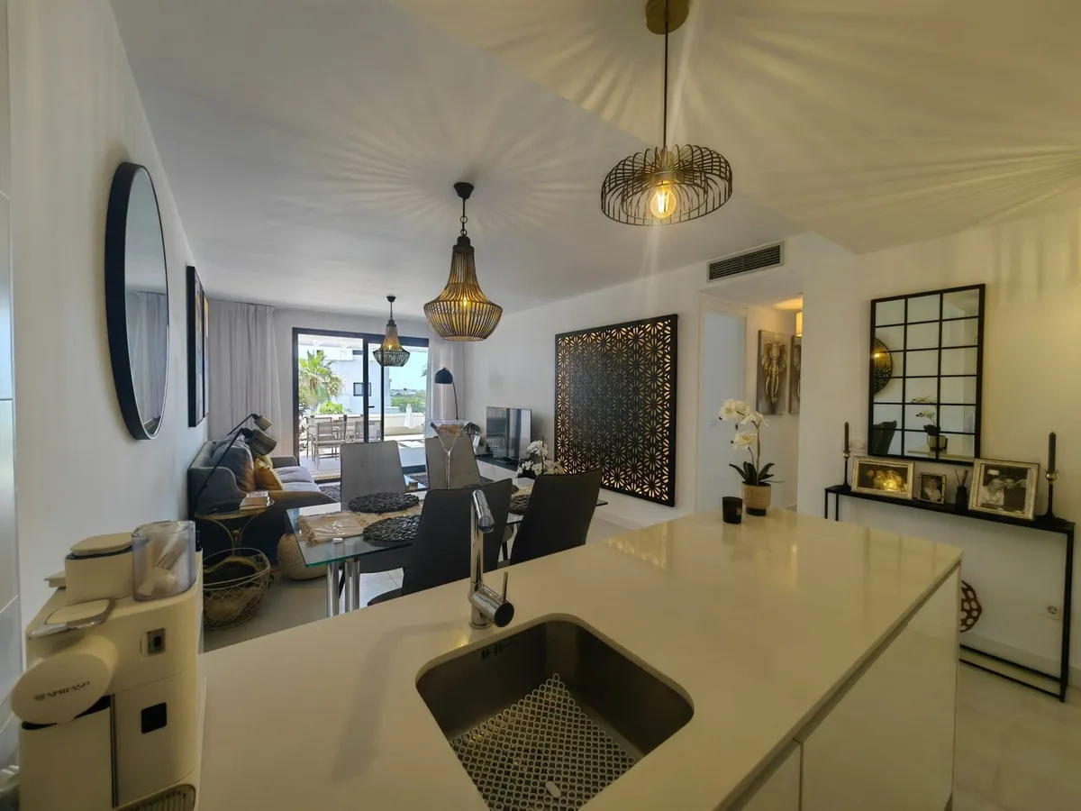 d40e6397-6e11-4c9e-a494-eb9382b7f4aa