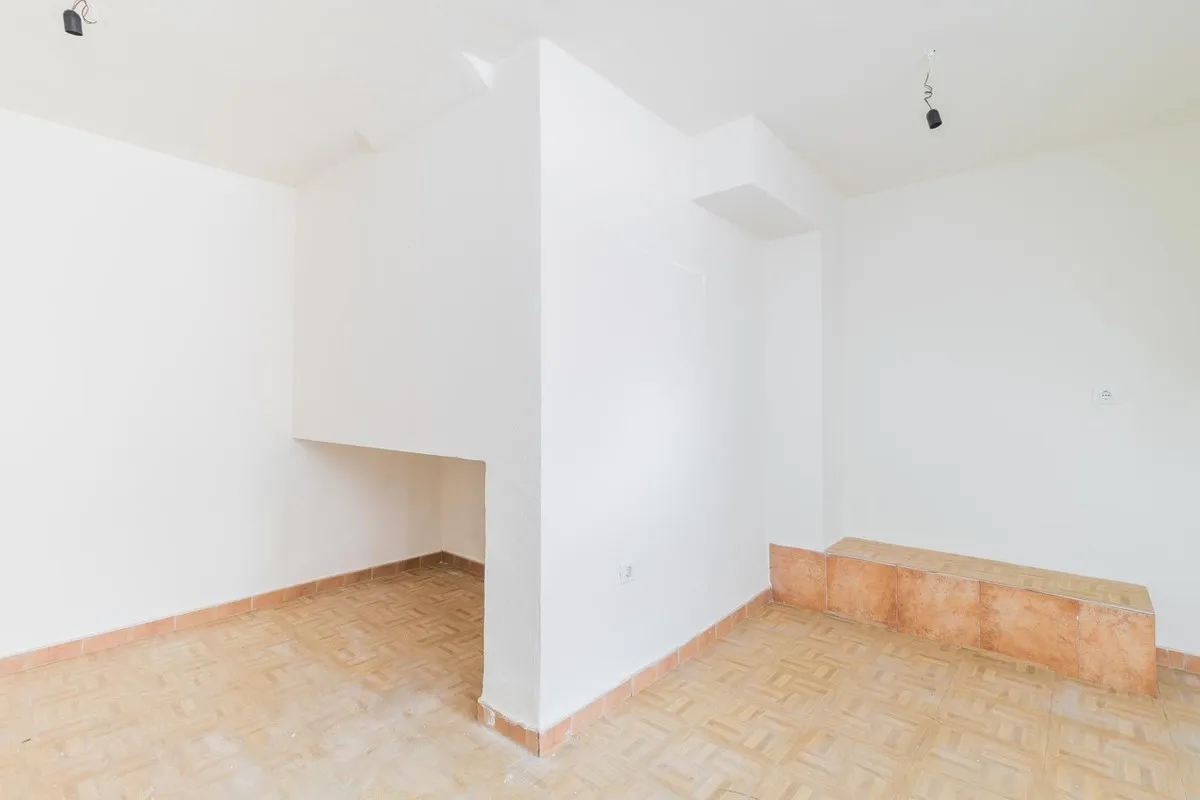 27b20465-79e6-42ff-91cd-1c950ff0cfb6