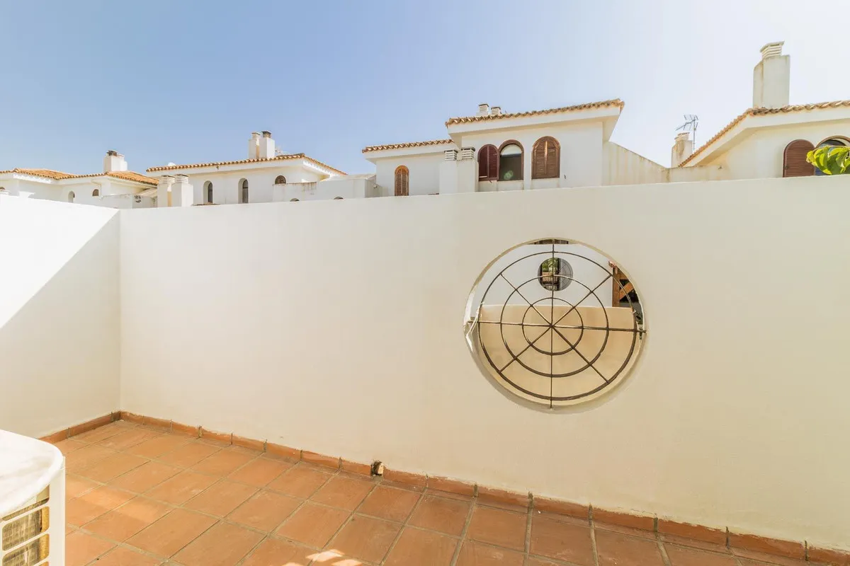 907faf06-63d1-4895-968e-f69bade50504