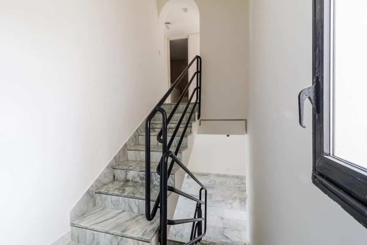 b6135c4b-8c83-4779-82d0-b7031ad4b87b