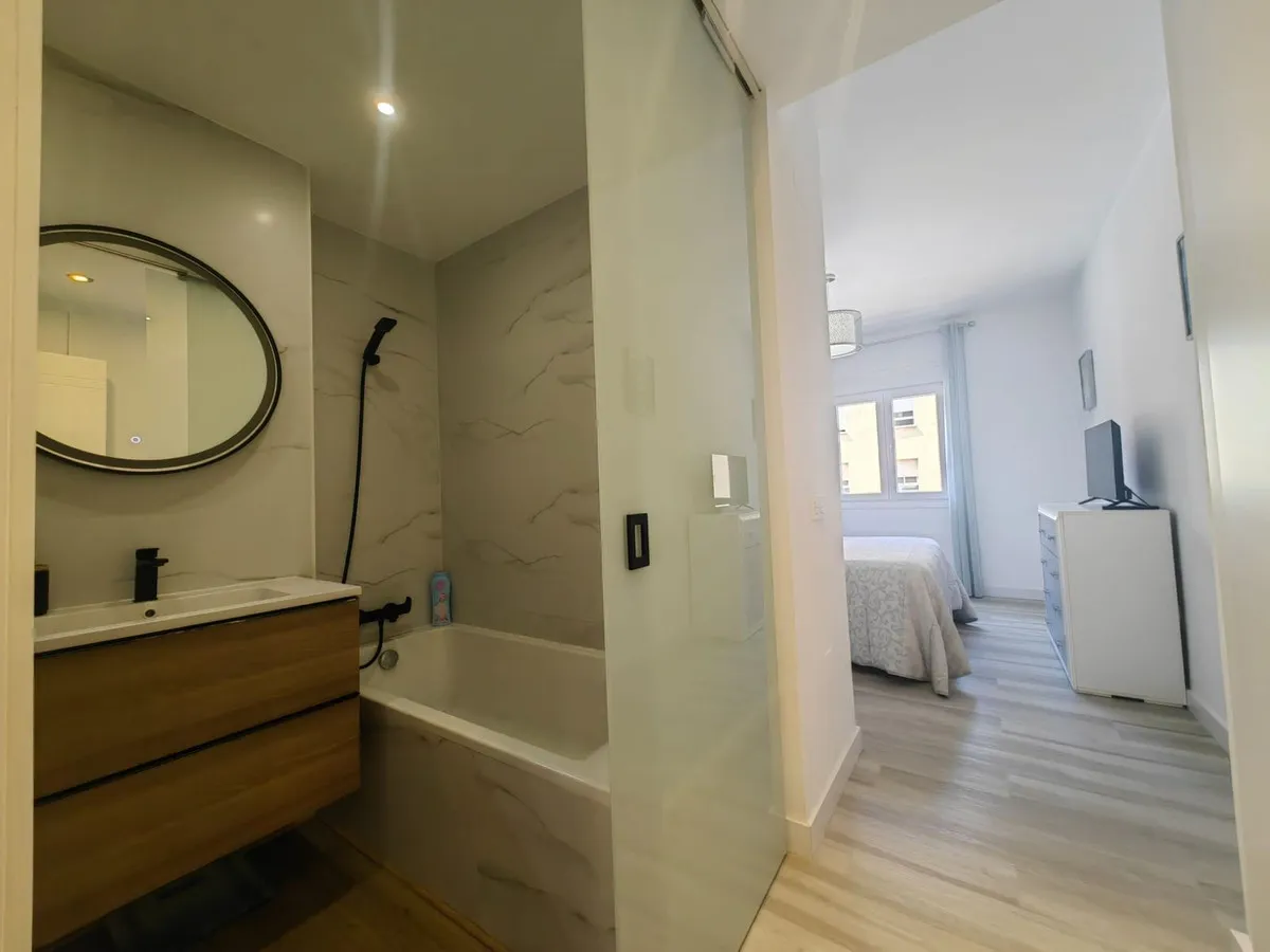 2e6644ca-7047-4076-ba39-51e8b8daa646