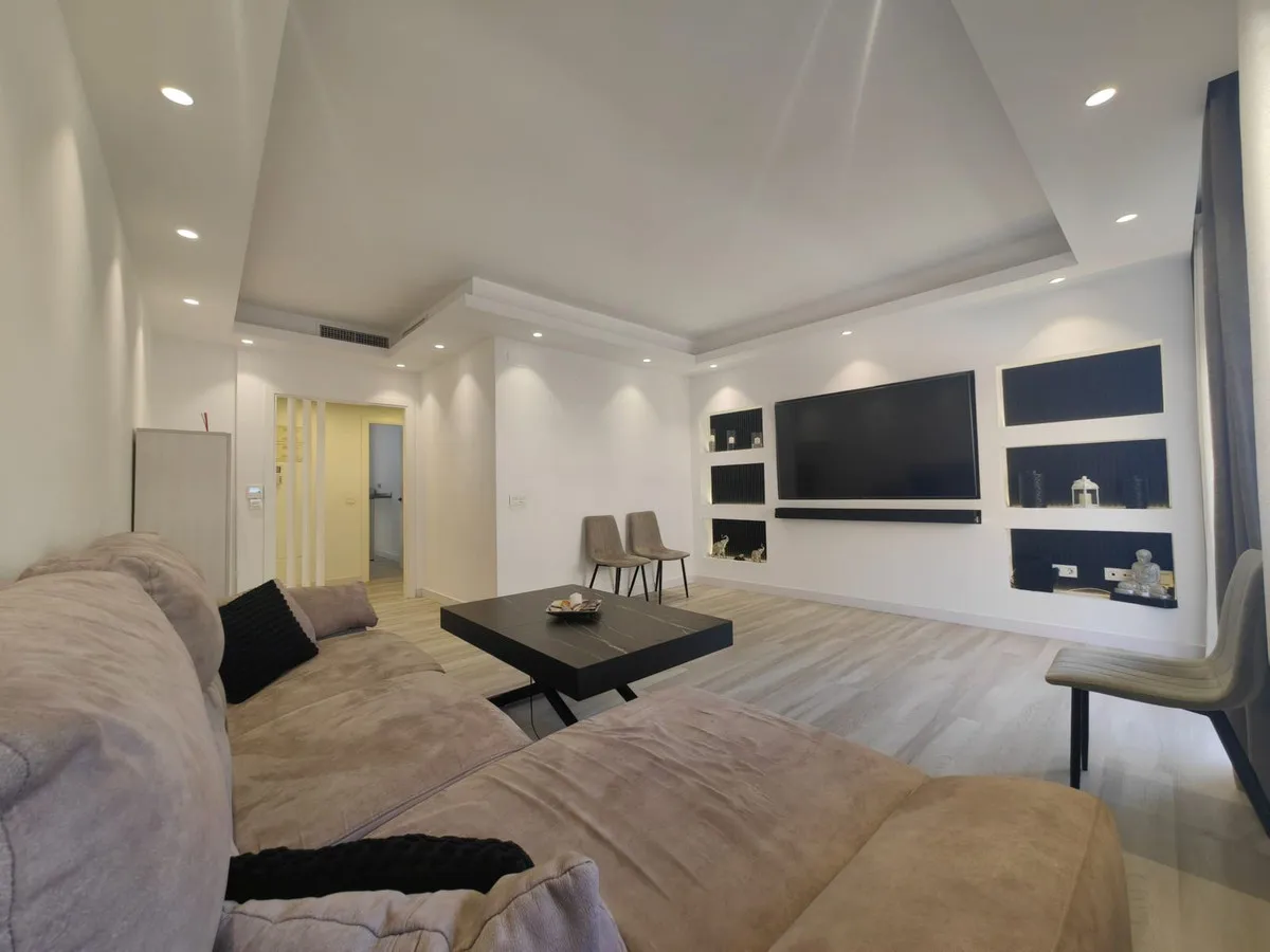 3eff565c-da8a-4599-89ea-1beeb925d1e0