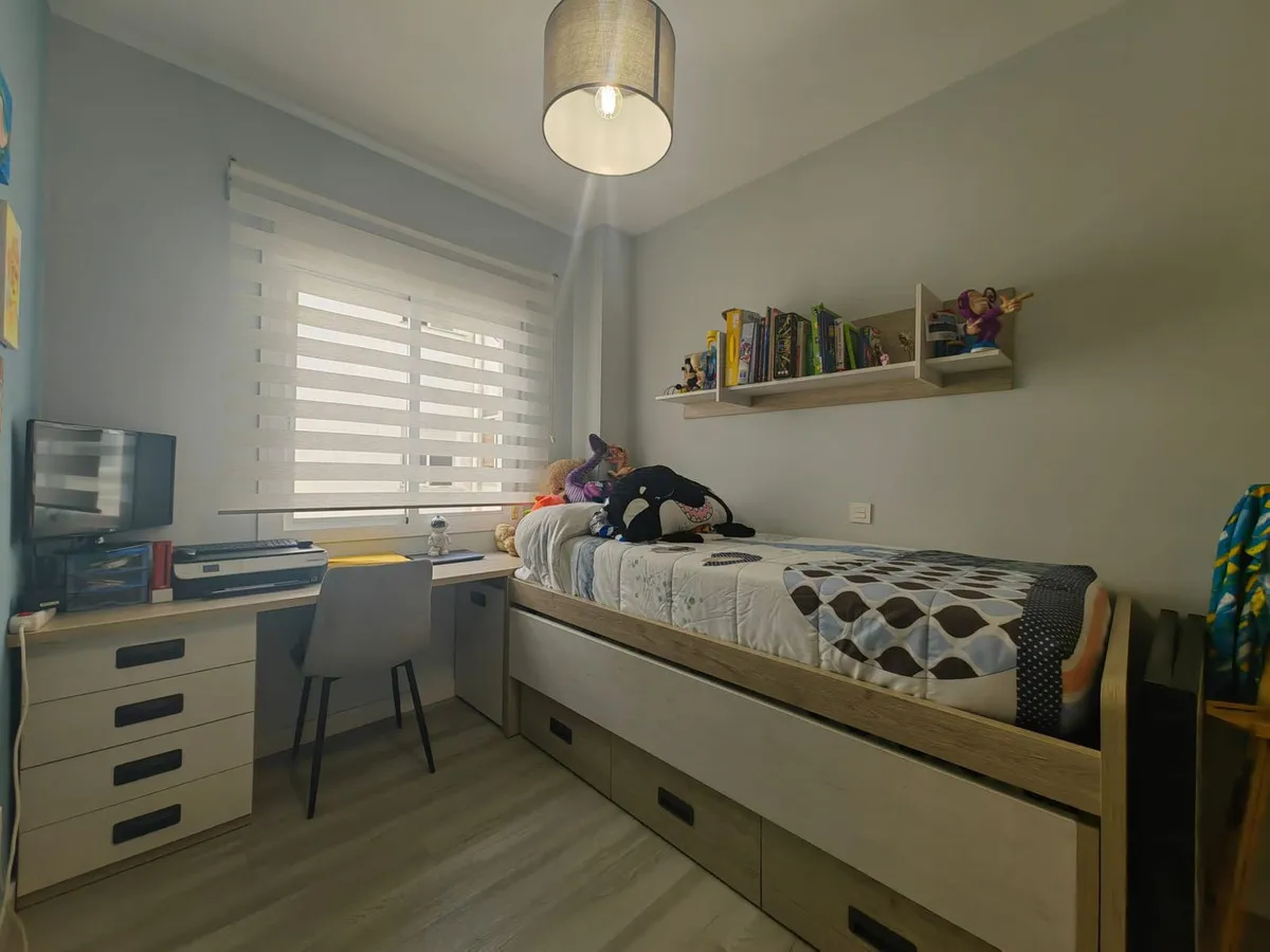 6dd8718e-0b05-4db9-81a8-dbecf4f0bf2b