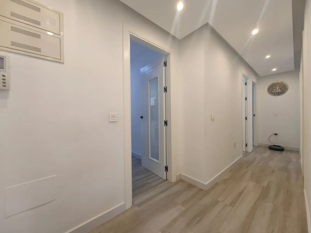 f3c709cd-583c-4870-955b-a6c057b4633d