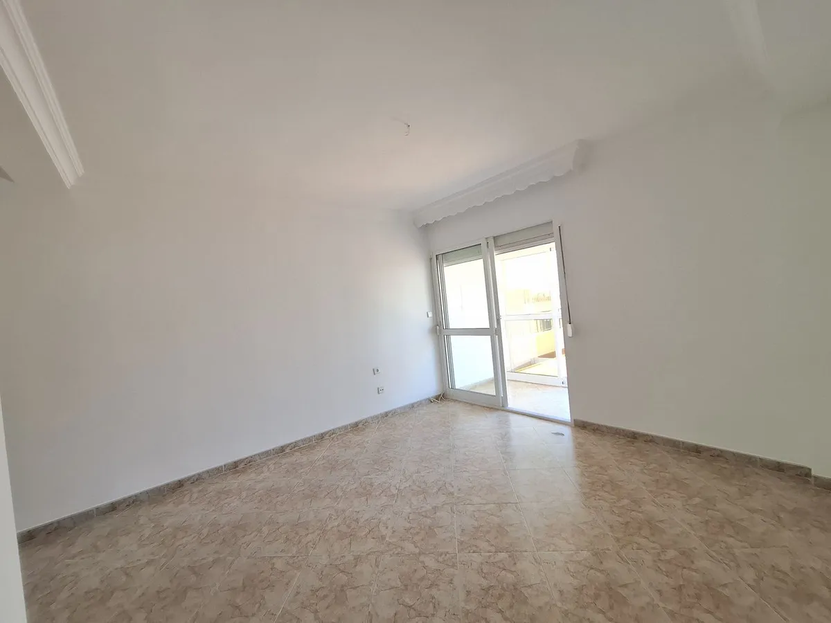 b2af51b6-27be-4b21-aed6-7ba4a8168e87