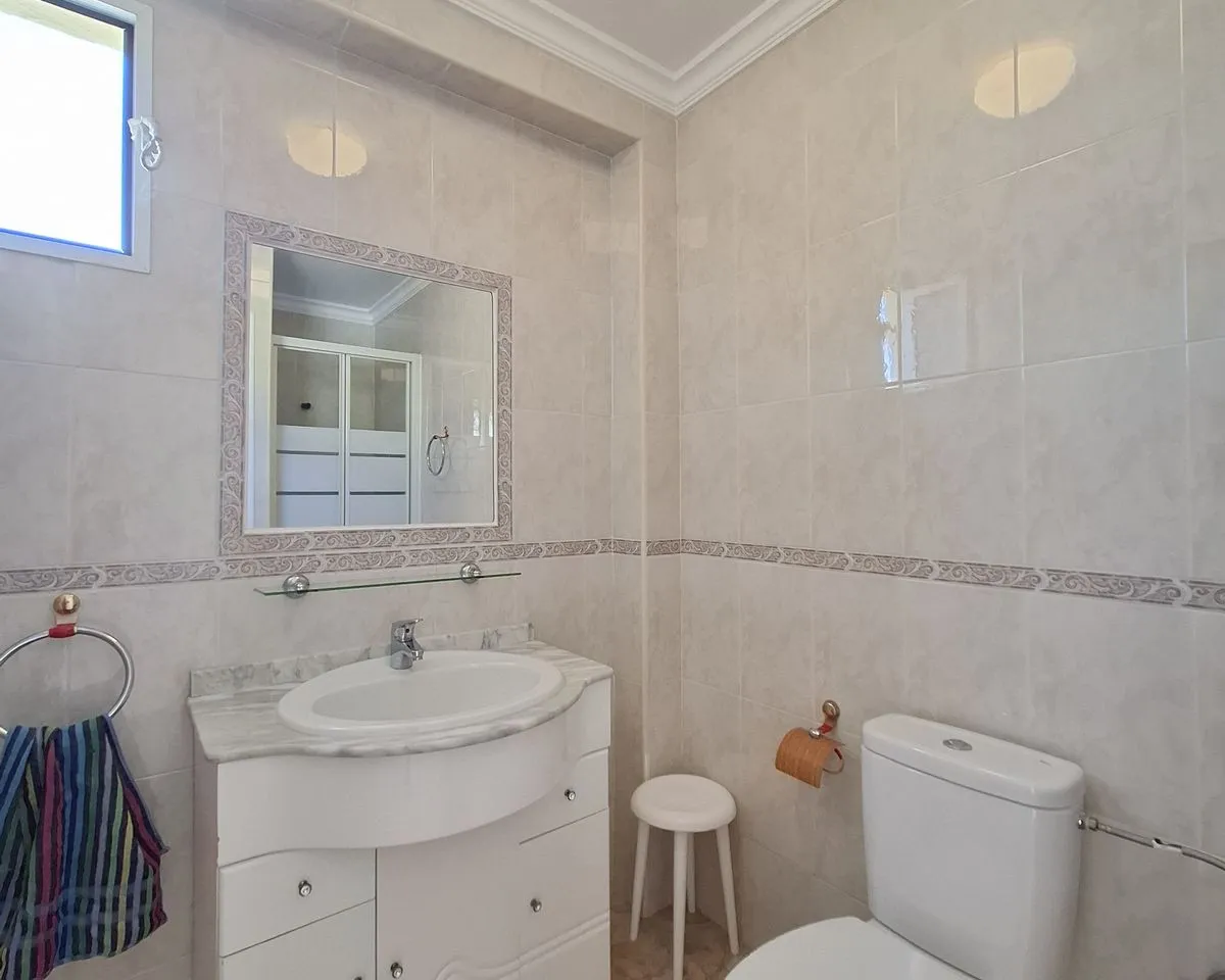 df00fb4f-9e85-4650-98a5-8f2cad042ede