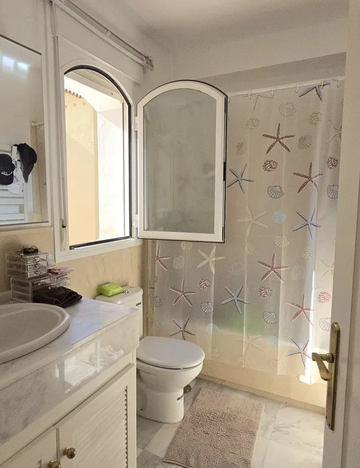 092f803c-f01c-4cd2-b467-b5396738b467