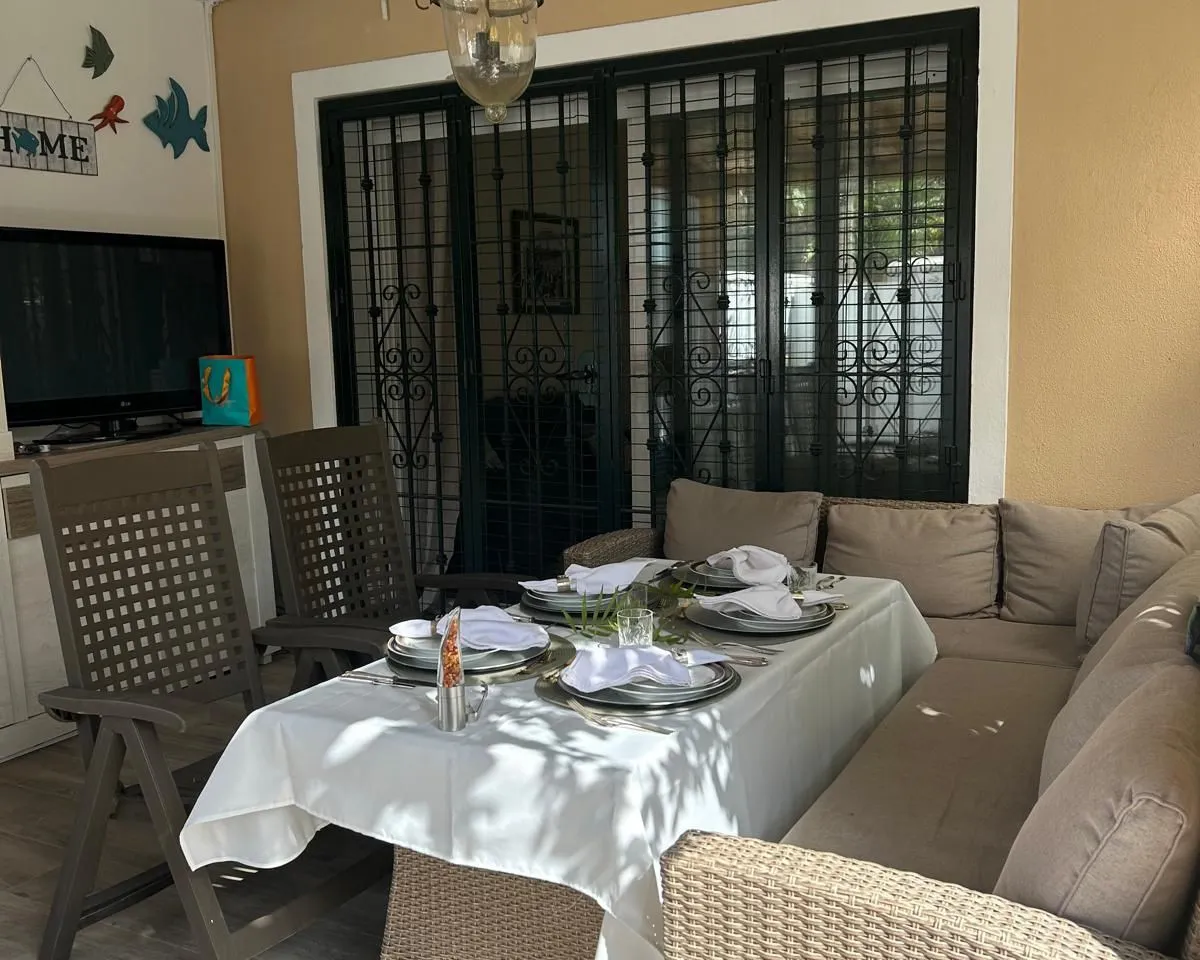 5343abfe-4a39-4642-874d-77009f000ba0