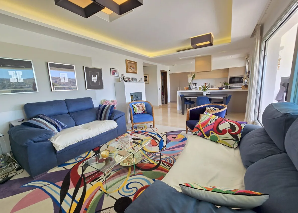 7fe630c7-c067-4332-b15e-32f99d97331d