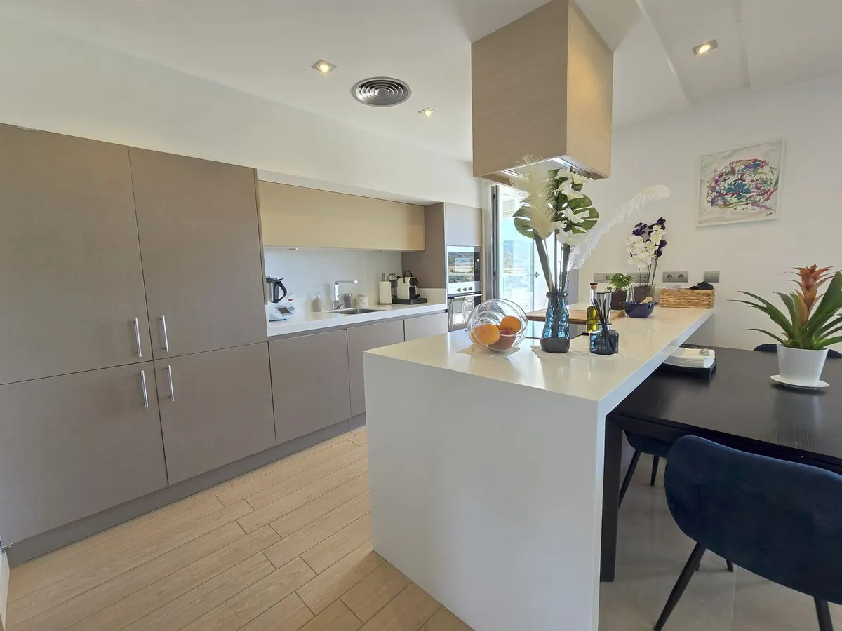 99753283-61af-4e27-8ce1-7d2bc76eb46b