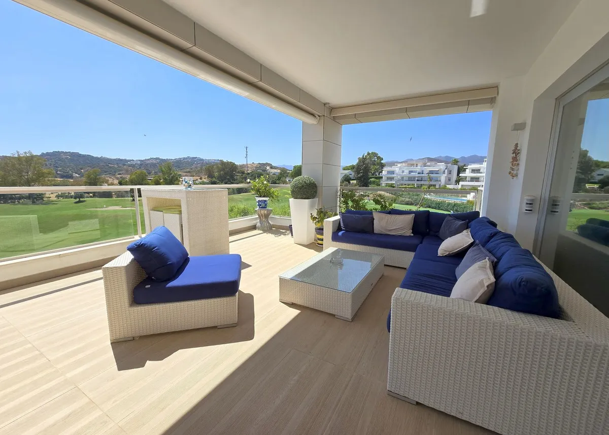 e0b02412-6e9d-4067-9169-c884c943fe49