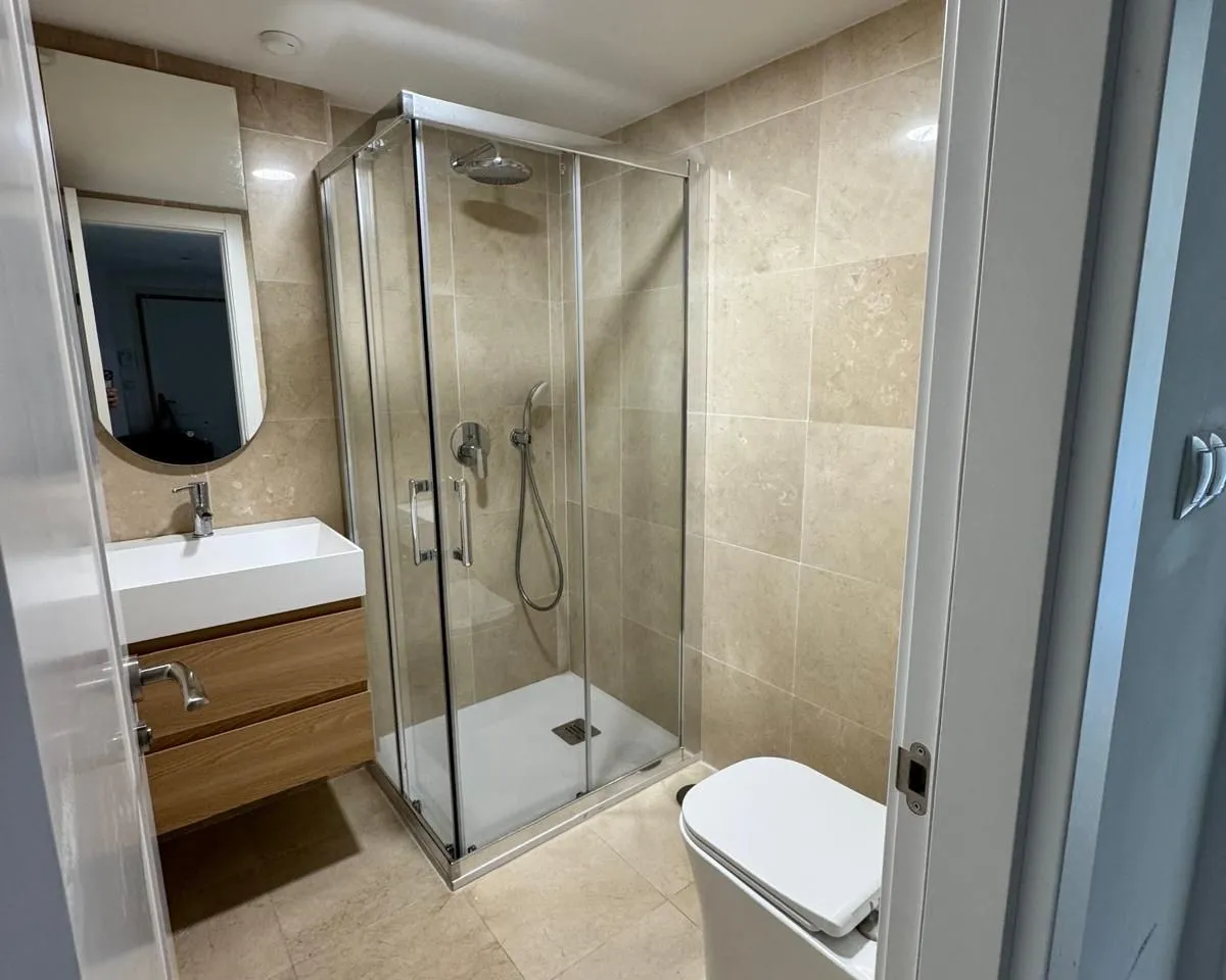 097e2d6d-99a4-408b-8756-28c292d24dca