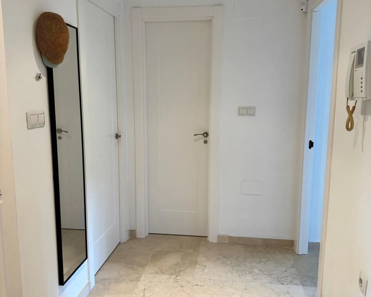 db454b70-a447-4cfe-a084-2a6ce2d86286