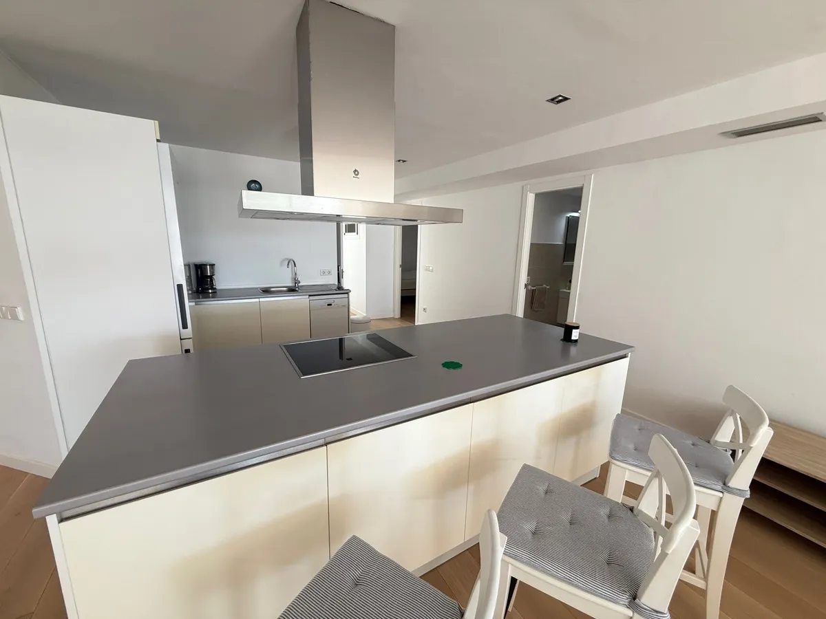 7fac4a00-ab47-45f7-980b-734bd220d99f