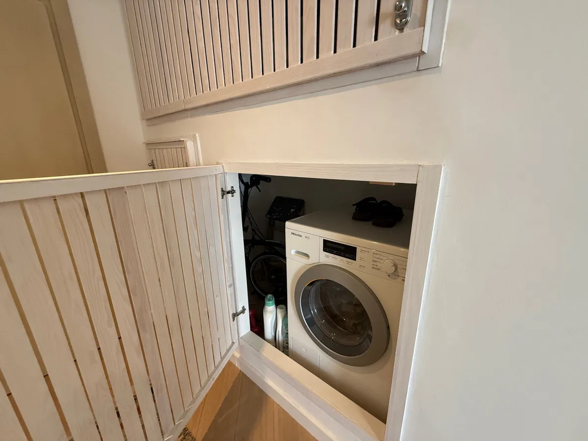 bf971895-3e38-411f-b6a5-230dfff95525