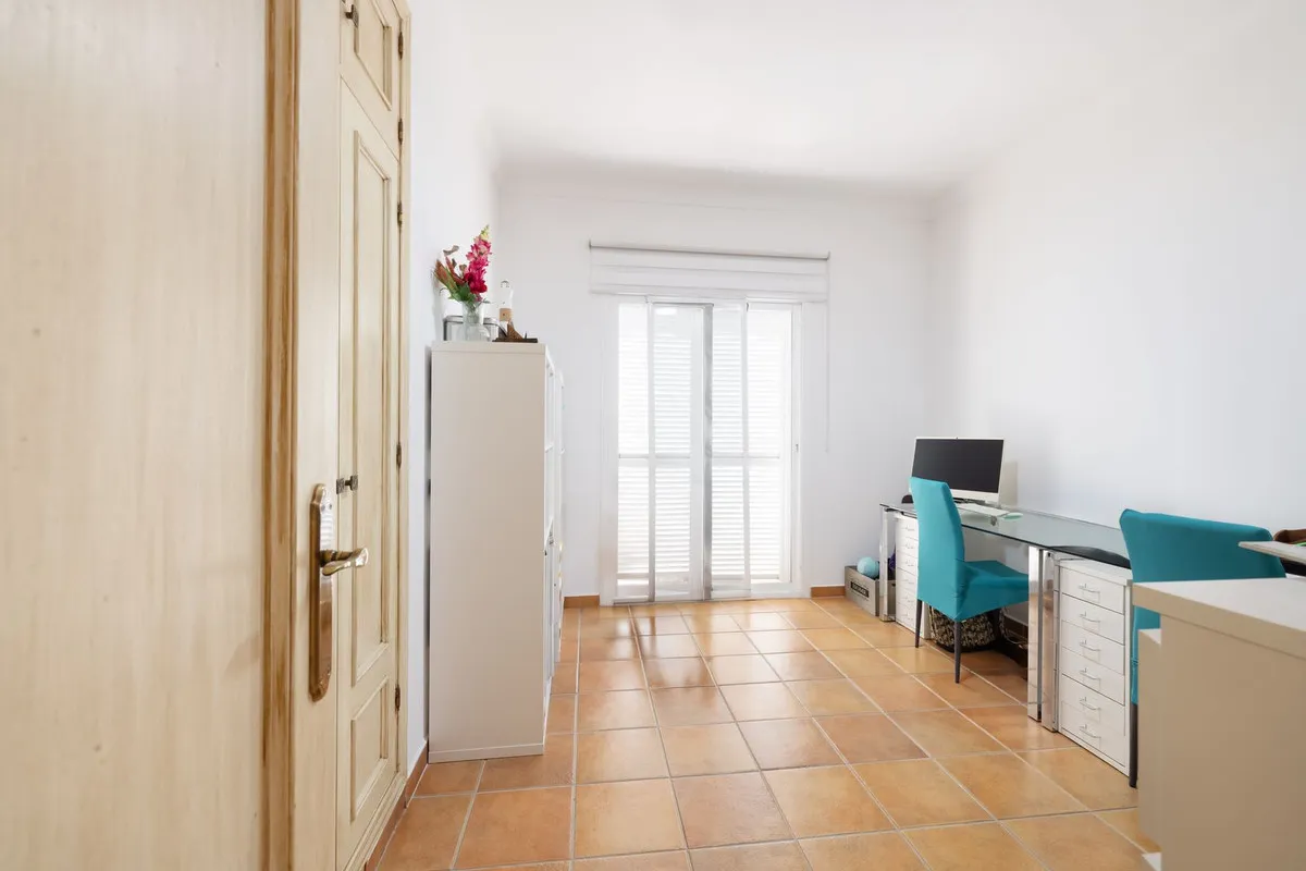 2df79e50-e88f-4365-ab00-b857dcc9b8d8