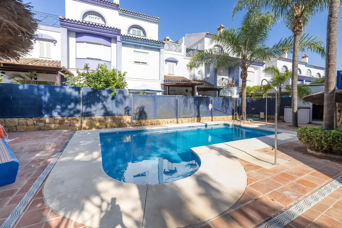 a29b65c1-5999-4891-a070-f143b2542e4f