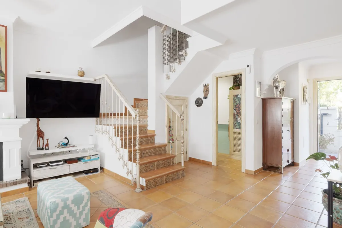 a8b215d1-7f6d-4c6b-a6d6-827a2fd8cfc6