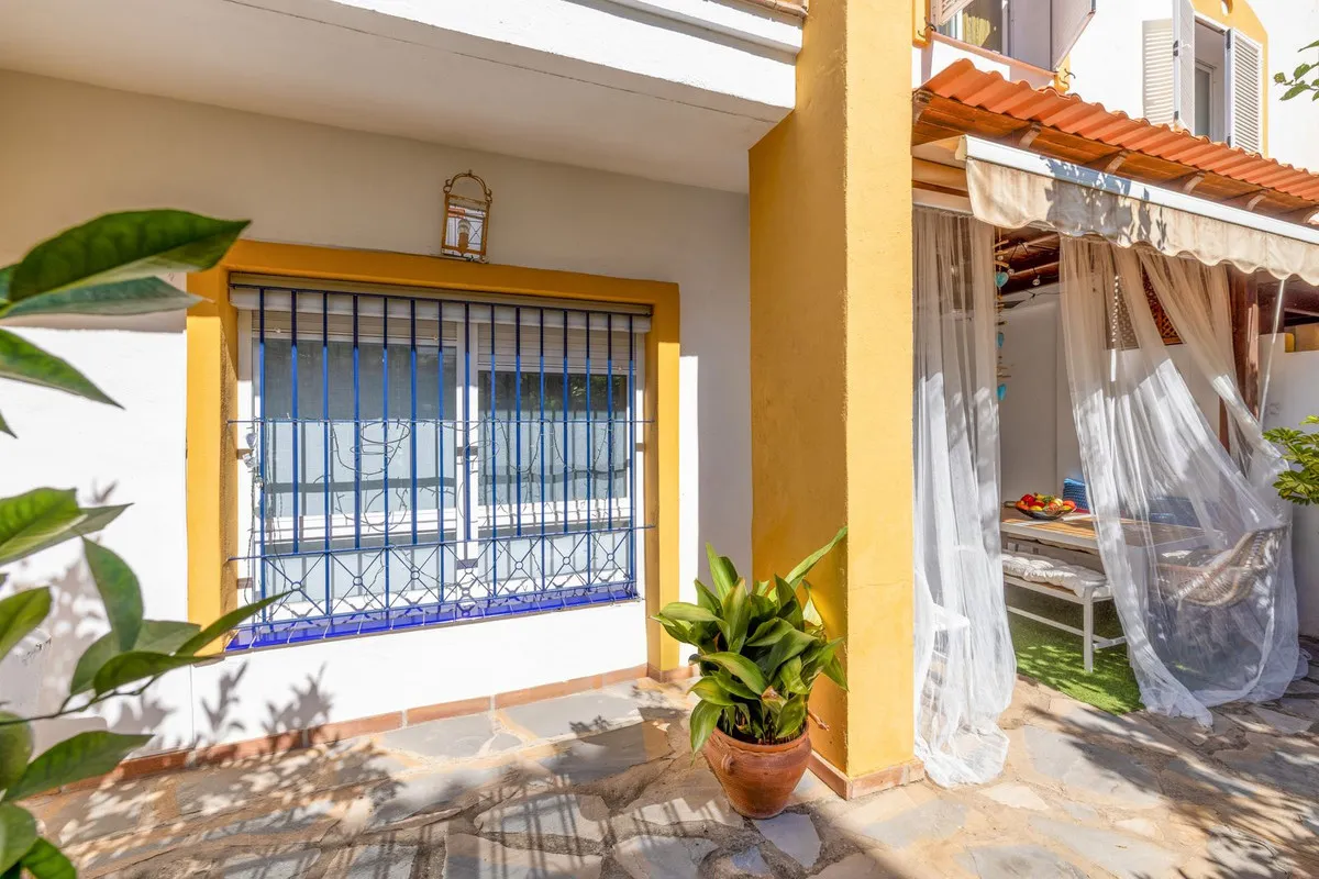 c5928cf8-2c84-4309-a76c-25ff16d5a359