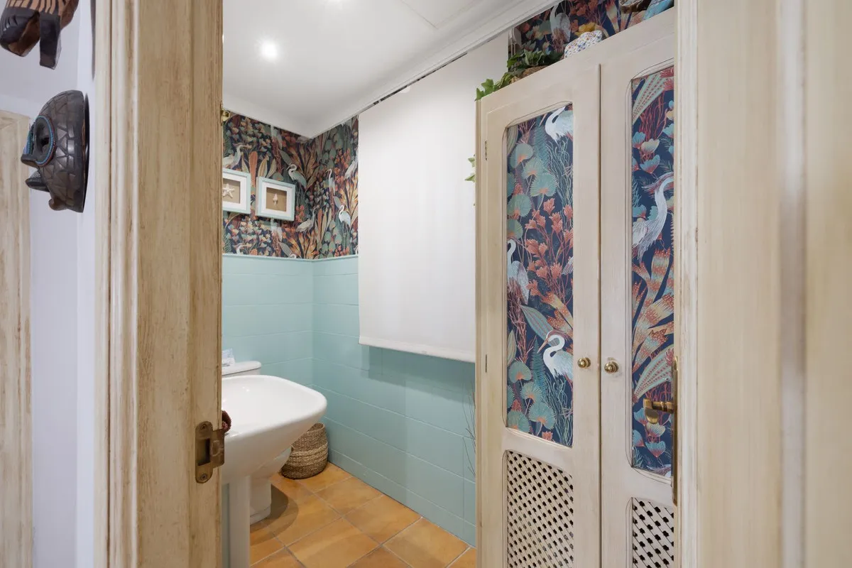 fd539285-301e-423a-baa2-f5a1d5f21a43