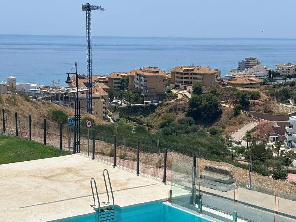 07612532-01e5-43de-b0e0-400e938f9ee1