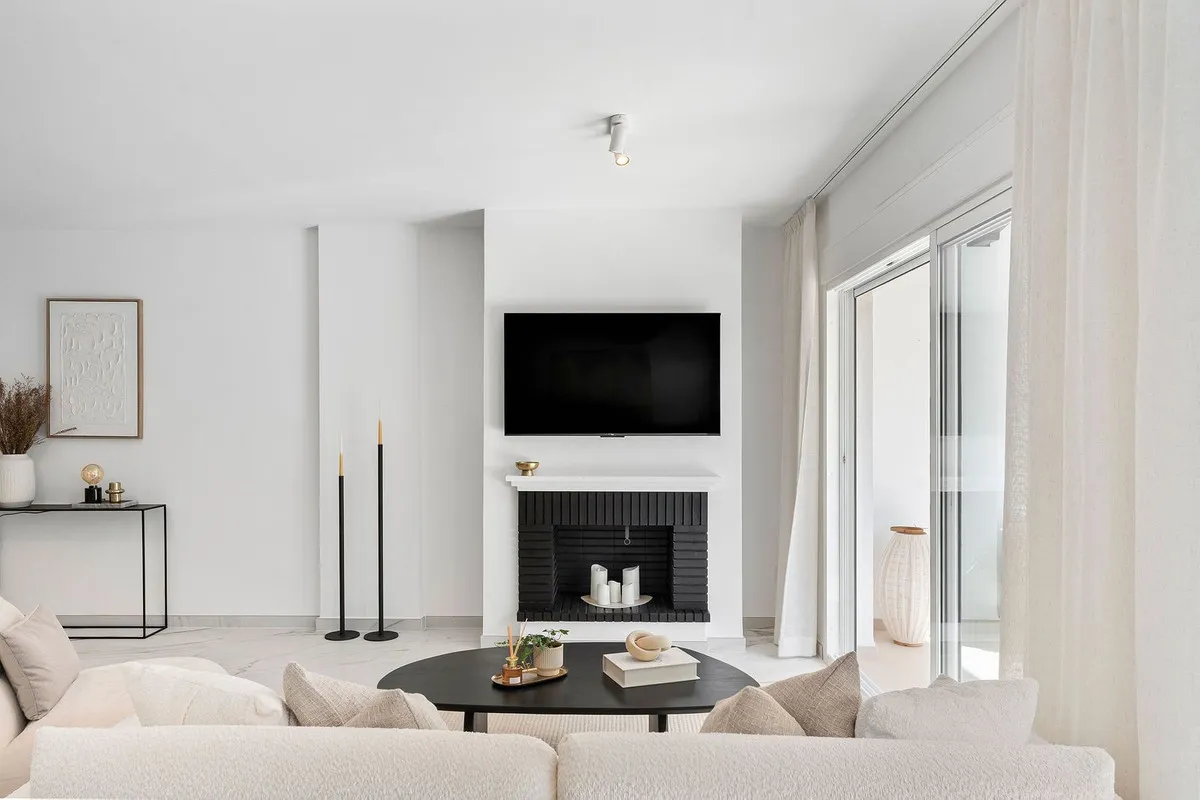 337b8664-ec33-43ed-a965-f92063772af1