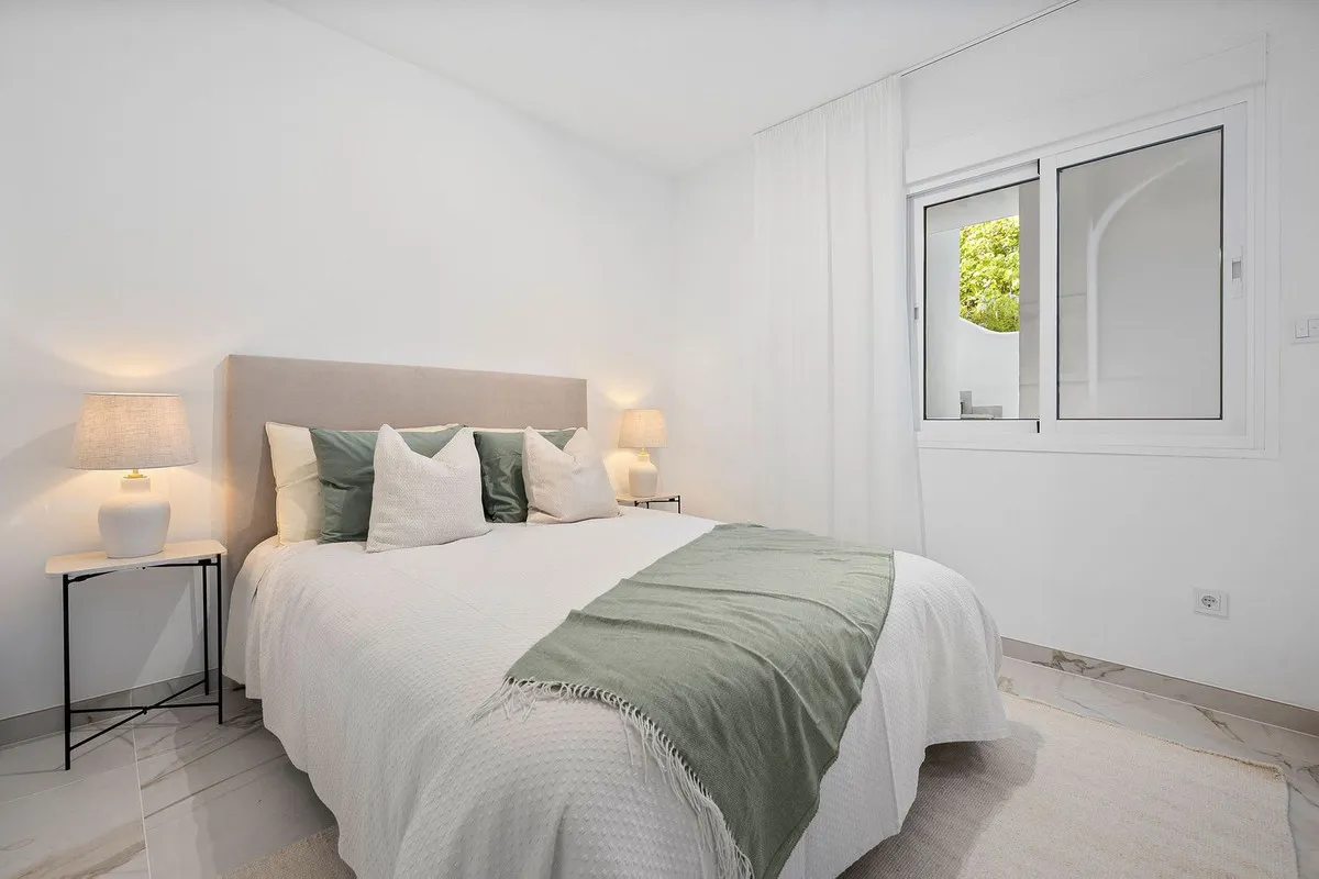 a6e01cdf-d621-45f2-9bbc-e7caa6f0d8fc