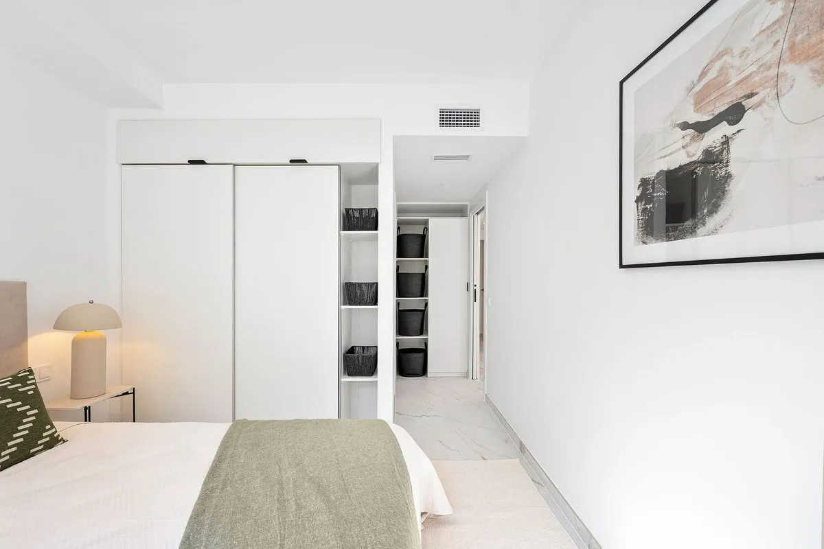 c0a2f94f-d068-43fb-b923-3dd2398a7172