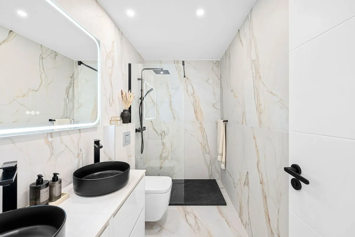 d3486833-c982-4926-8b60-d8038adf42d5