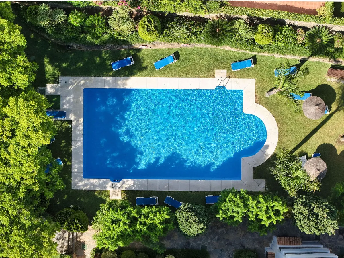 f7ac7f3c-a65c-46e6-a1b5-48e58dbe13ba