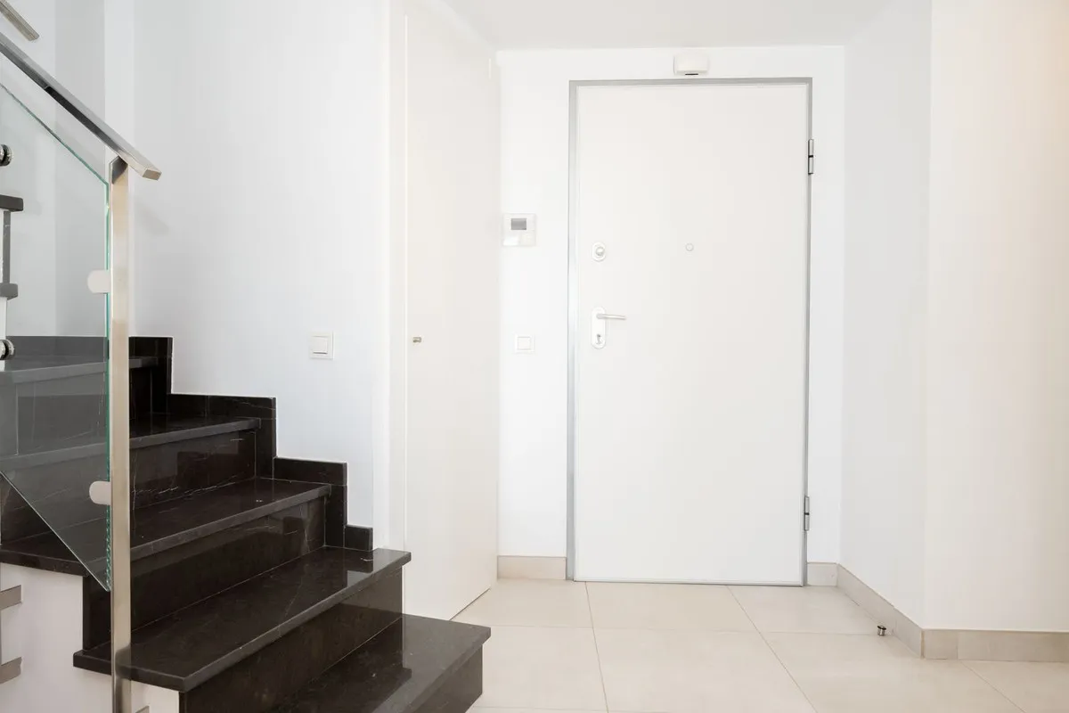 83538db9-a2c1-44ea-863e-71f5121f8b77